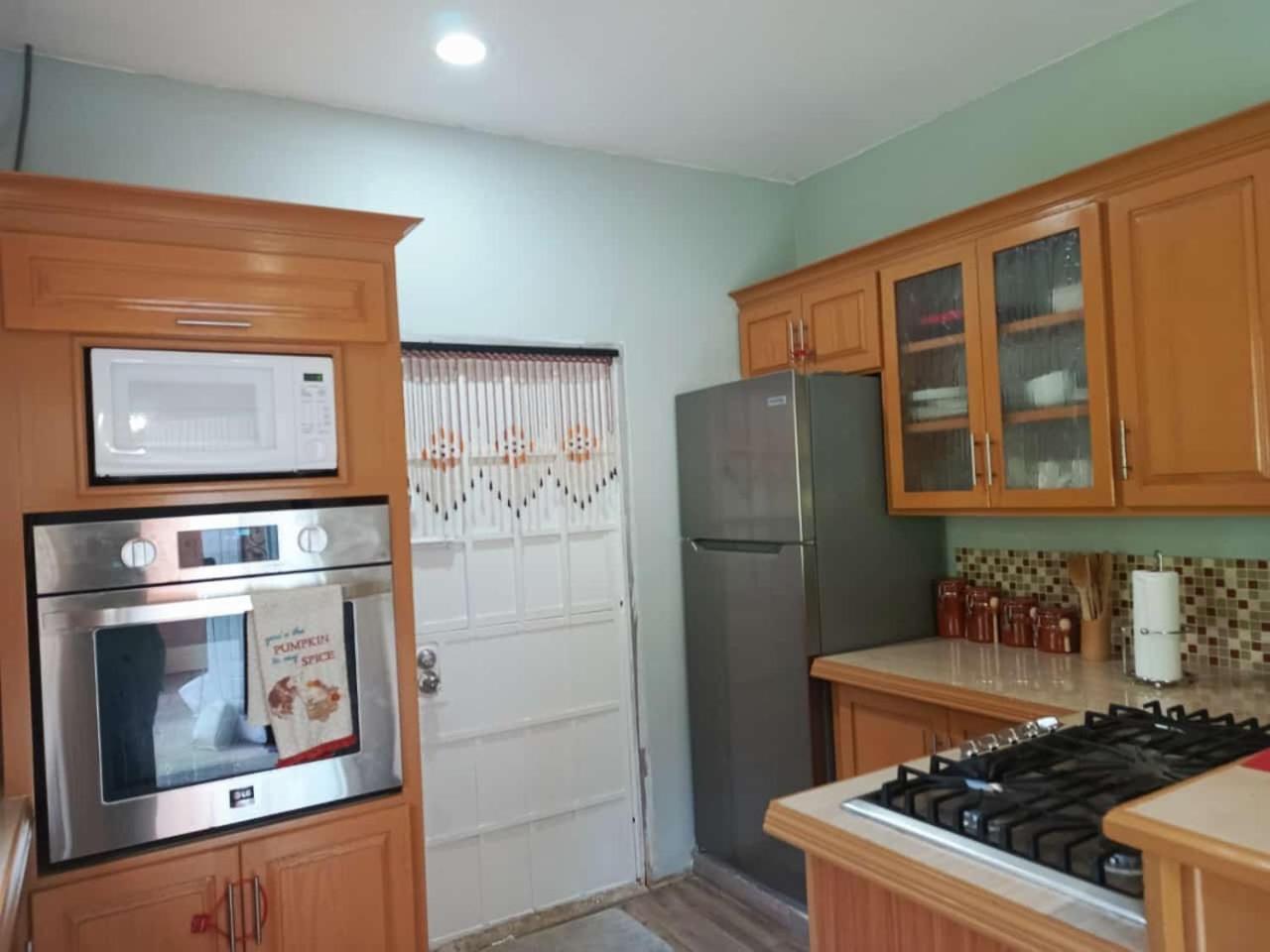 Charming 1 Bedroom House With Wifi, Ac In Brilliant St James Dibe Kültér fotó